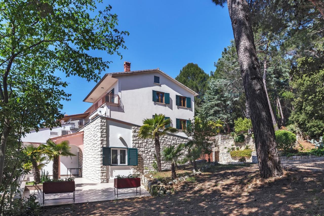 Apartments With A Parking Space Rabac, Labin - 9652 Екстер'єр фото