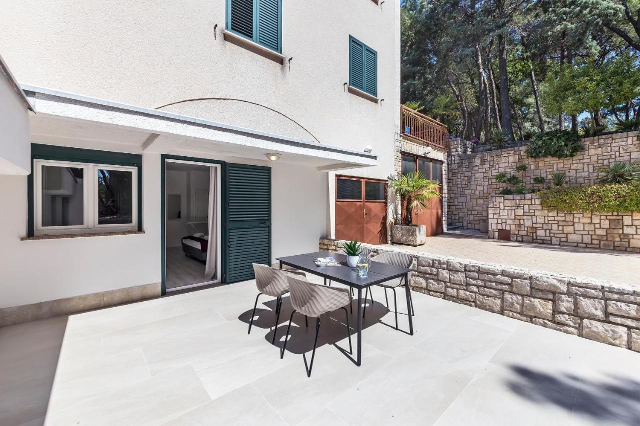 Apartments With A Parking Space Rabac, Labin - 9652 Екстер'єр фото