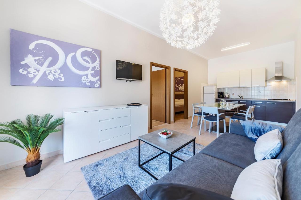 Apartments With A Parking Space Rabac, Labin - 9652 Екстер'єр фото